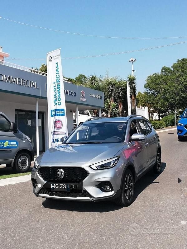 Usata MG ZS Luxury 2023 Grigio SUV