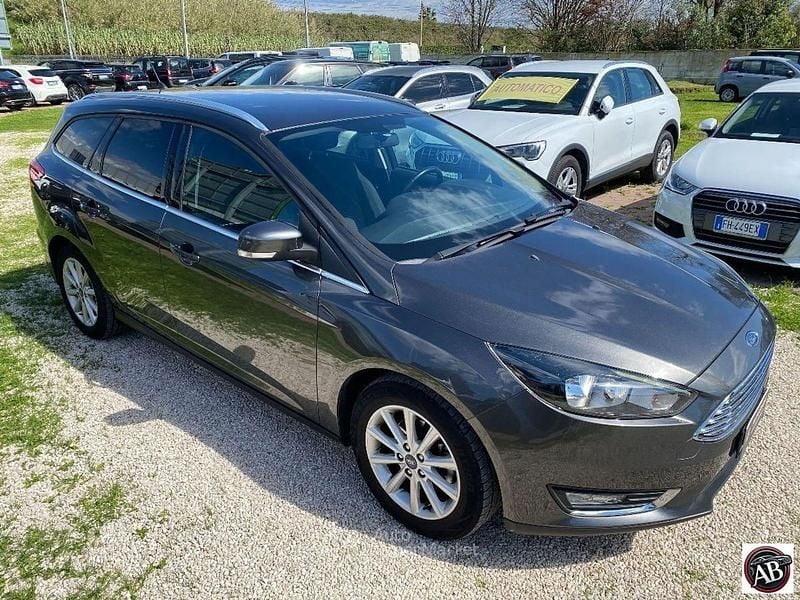 Usata Ford Focus Titanium 121 CV (88 kW) 2017 Antracite Station wagon