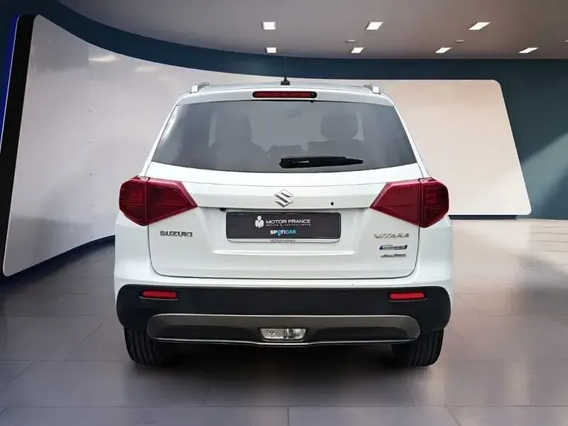 Usata Suzuki Vitara 129 CV (94 kW) 2021 Bianco SUV