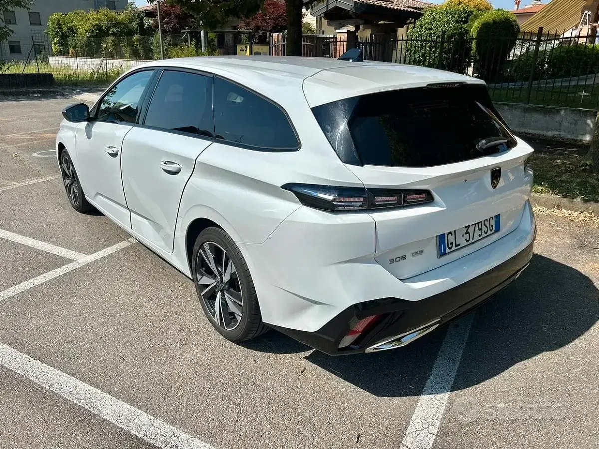 Usata Peugeot 308 Allure 131 CV (96 kW) 2022 Bianco Station wagon