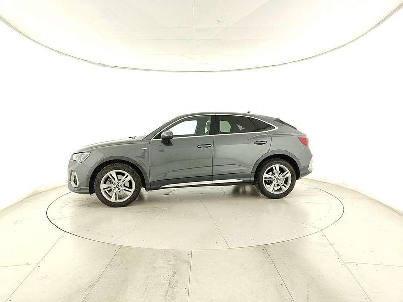 Usata Audi Q3 S-Line 190 CV (139 kW) 2024 Grigio SUV
