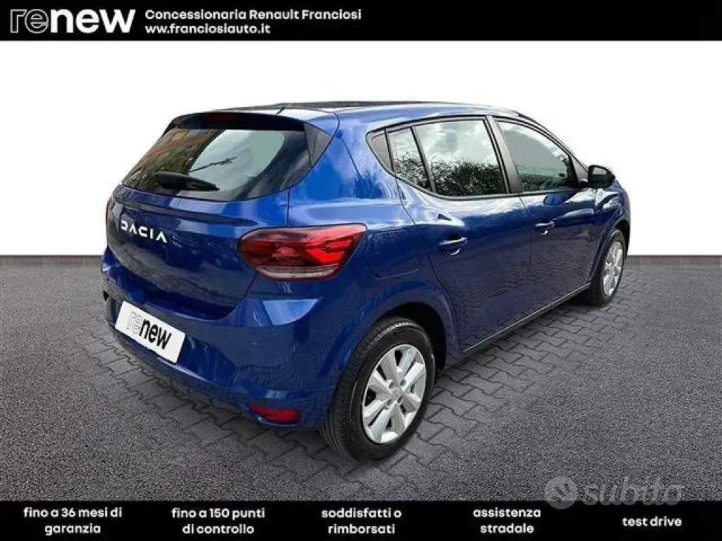 Usata Dacia Sandero Expression 91 CV (66 kW) 2023 Blu scuro