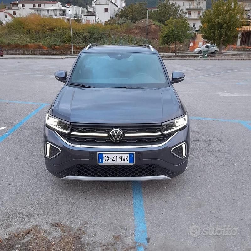 Usata VW T-Cross R-line Plus 115 CV (84 kW) 2025 Grigio SUV