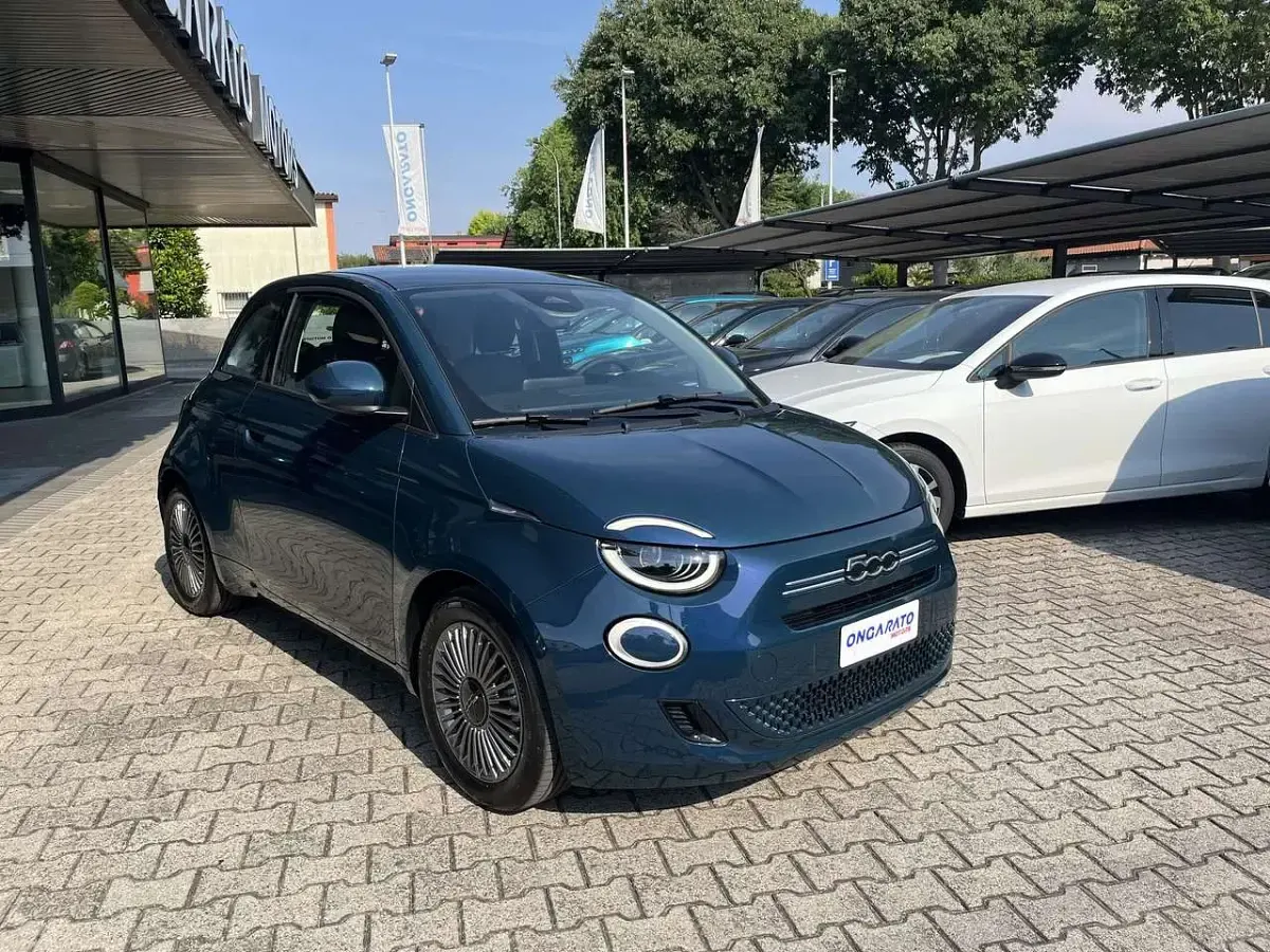 Nuova Fiat 500 65 CV (47 kW) 2026 Blu/azzurro Berlina