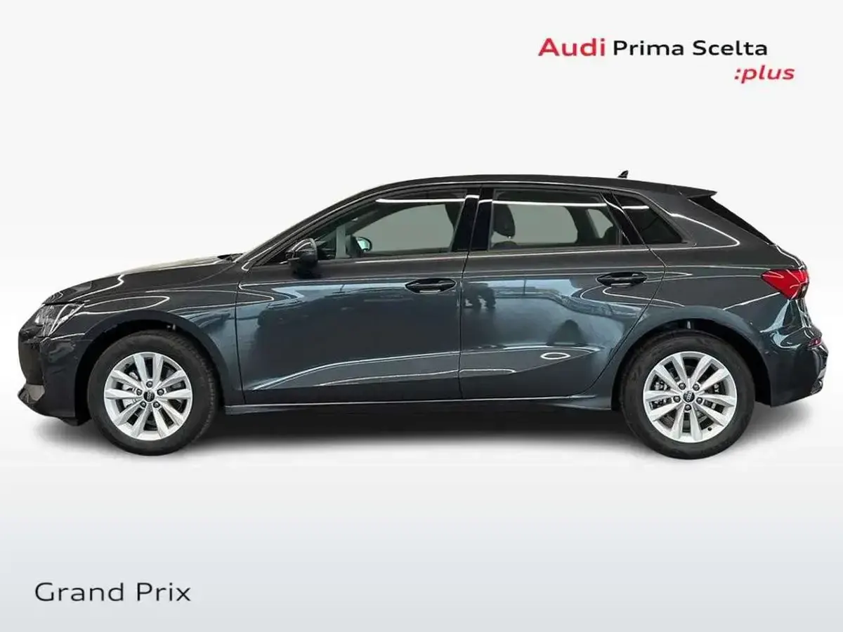 Nuova Audi A3 Business 150 CV (110 kW) 2026 Grigio manhattan metallizzato Berlina