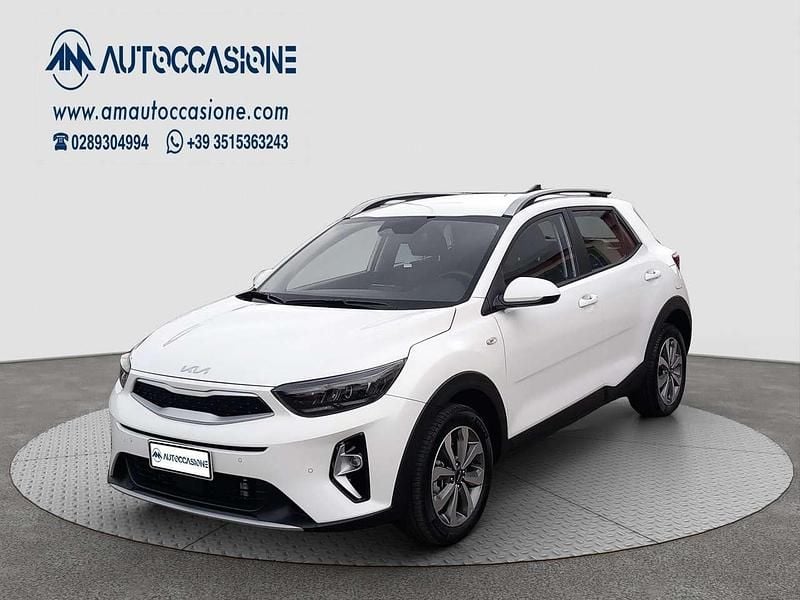 Bianco Usata 2024 Kia Stonic Urban SUV | 15.900 € (Ottimo prezzo) - Immagine 1/4