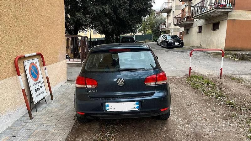 Usata VW Golf VI 105 CV (77 kW) 2011 Utilitaria