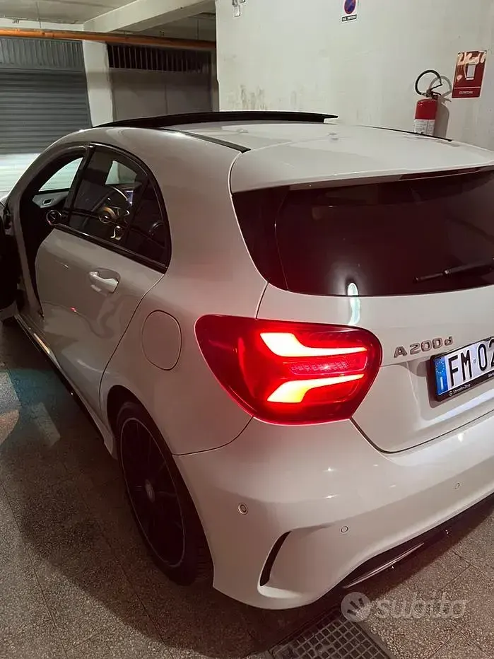 Usata Mercedes A200 136 CV (100 kW) 2017 Utilitaria