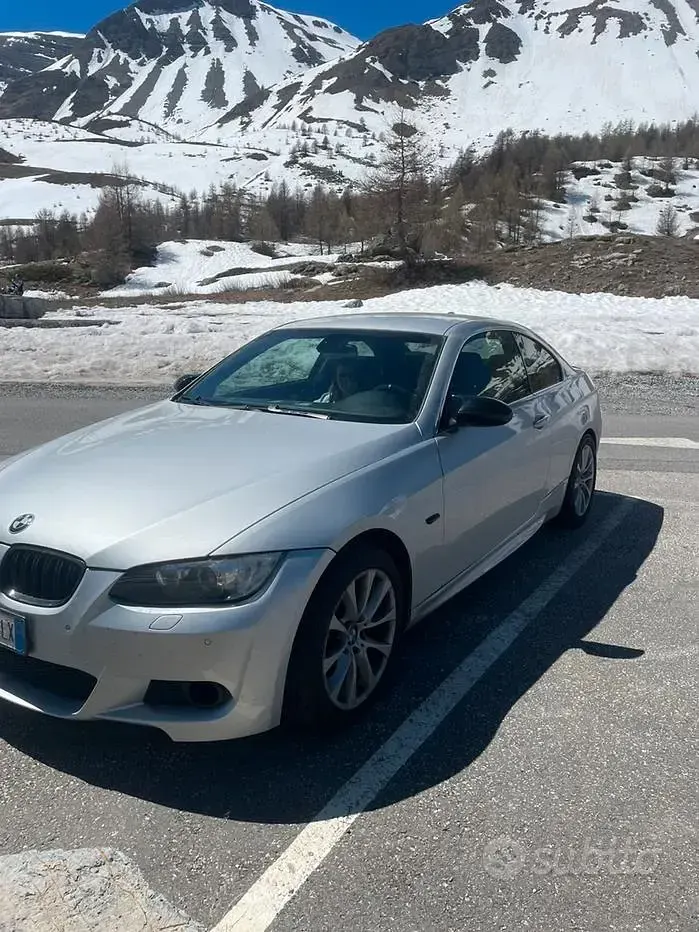 Usata BMW 330 231 CV (169 kW) 2007 Grigio Coupé