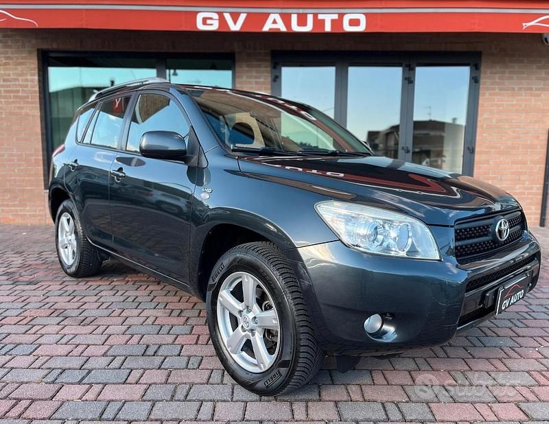 Occasion Toyota RAV4 136 ch (100 kW) 2007 Gris SUV
