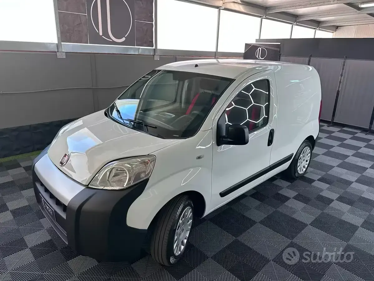Usata Fiat Fiorino 70 CV (51 kW) 2010 Bianco Monovolume