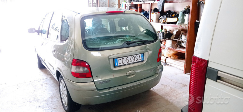 Usato 2002 Renault Scénic 1.9 Diesel (600 €)