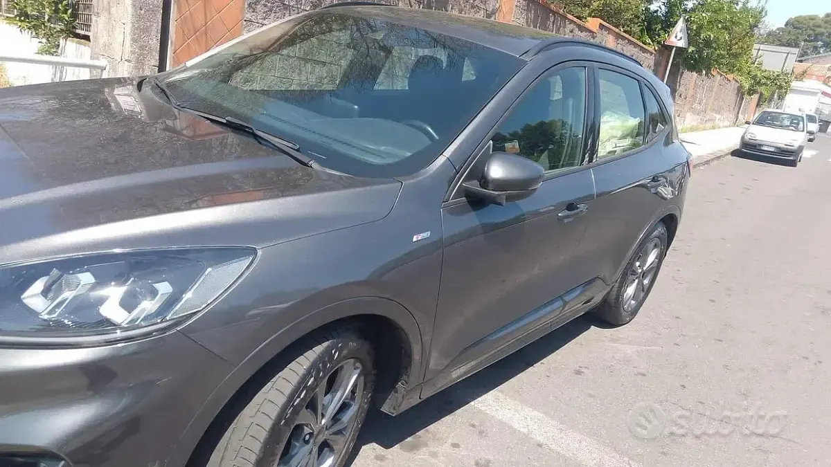 Occasion Ford Kuga 150 PK (110 kW) 2022 Grijs SUV