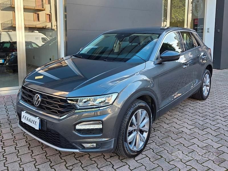 Grigio Usata 2021 VW T-Roc Business SUV | 19.900 € (Ottimo prezzo) - Immagine 1/4