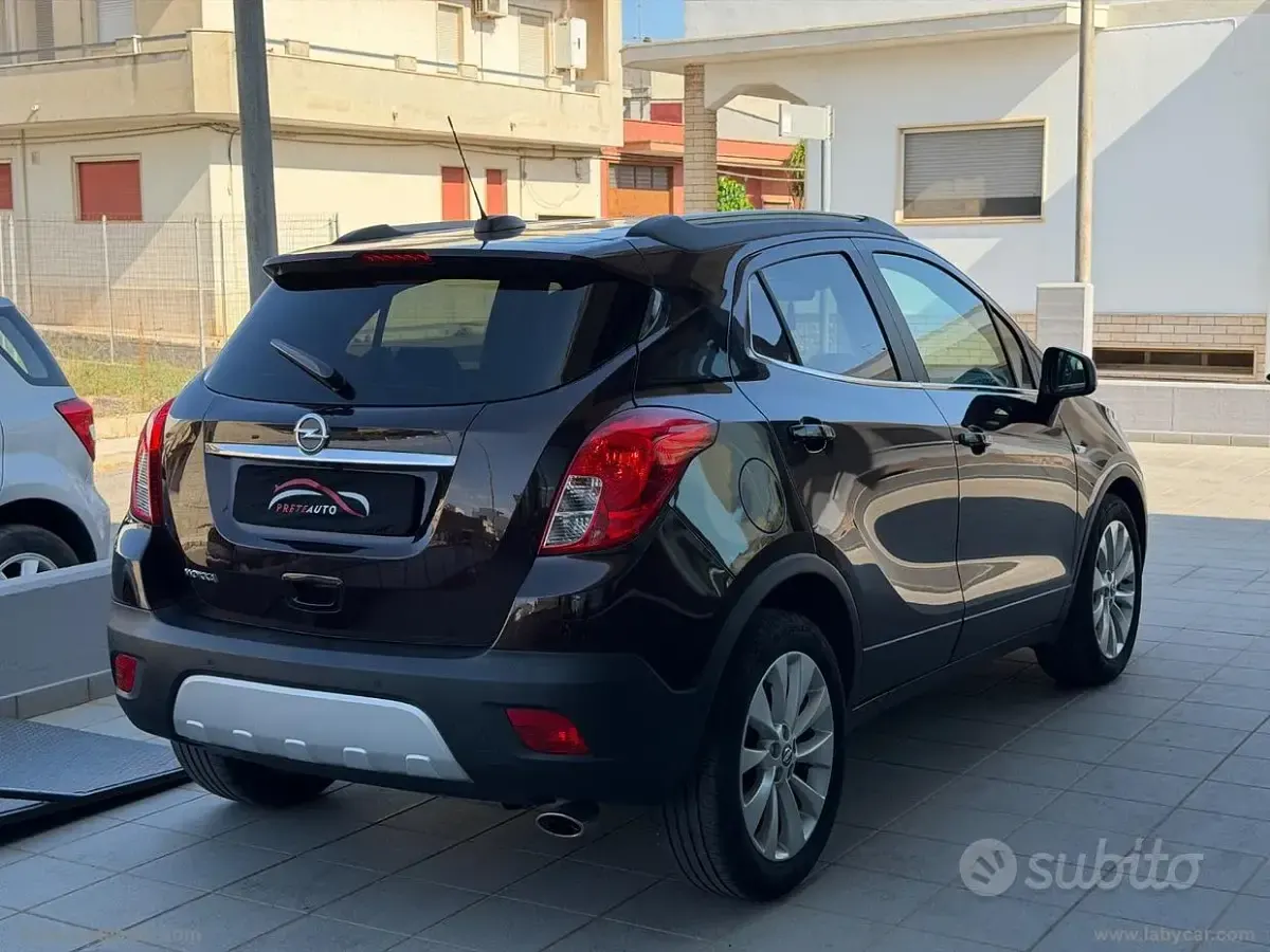Usata Opel Mokka Cosmo 140 CV (102 kW) 2016 Marrone SUV