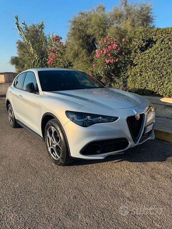 Usata Alfa Romeo Stelvio 160 CV (117 kW) 2023 SUV