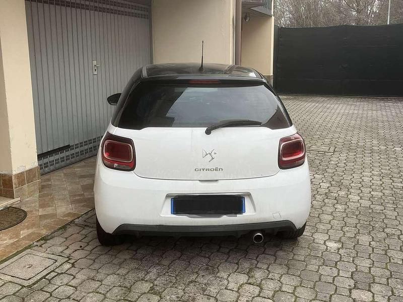 Usata Citroën DS3 So Chic 92 CV (67 kW) 2014 Bianco Berlina