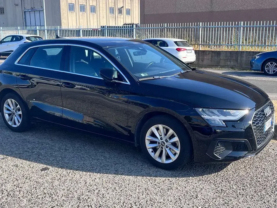 Usata Audi A3 Business 116 CV (85 kW) 2021 Nero Berlina