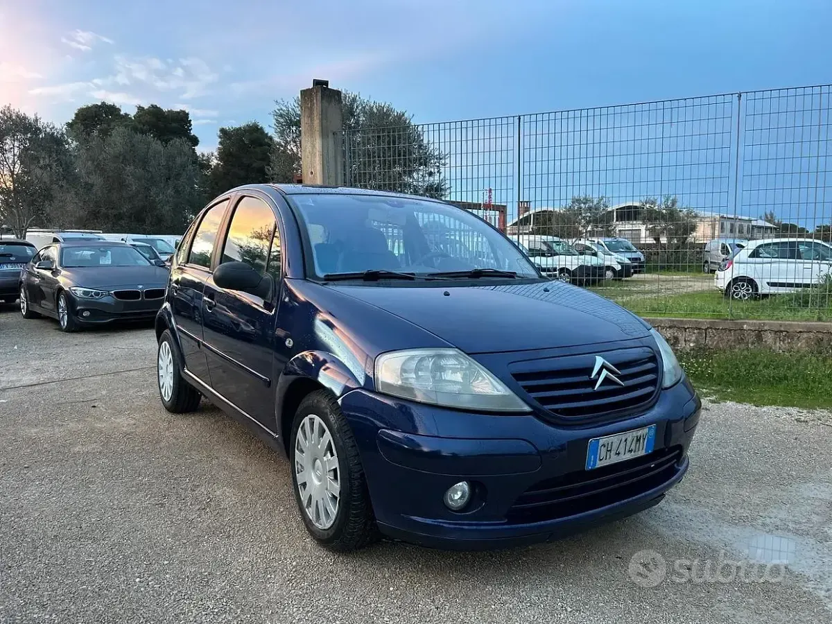 Usata Citroën C3 Elegance 68 CV (50 kW) 2005 Blu Berlina