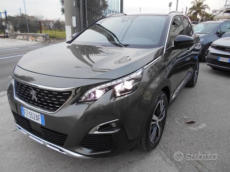 Usata Peugeot 3008 GT-line 130 CV (95 kW) 2019 Verde SUV