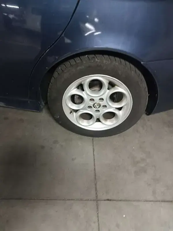 Usata Alfa Romeo 156 105 CV (77 kW) 2000 Bluazzurro Berlina