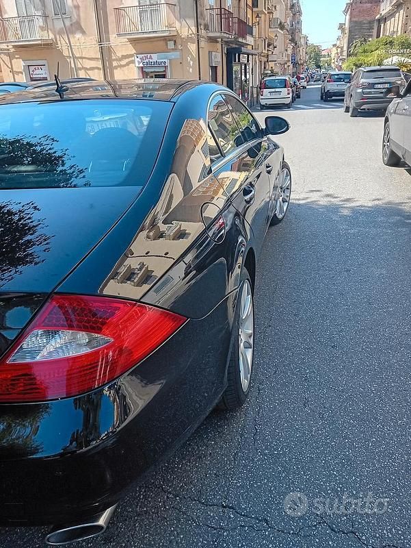 Usata Mercedes CLS320 224 CV (164 kW) 2007 Nero Berlina