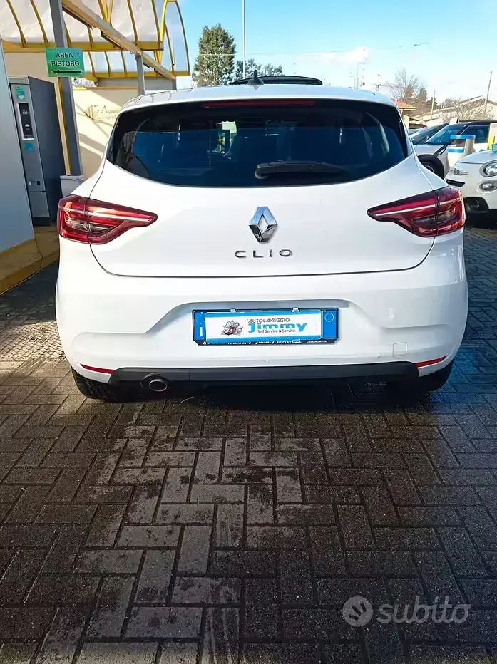 Usata Renault Clio Techno 91 CV (66 kW) 2023 Bianco Utilitaria