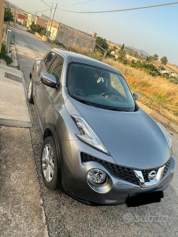 Usata Nissan Juke 110 CV (80 kW) 2016 Grigio SUV