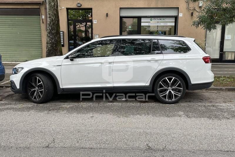 Usata VW Passat Alltrack 190 CV (139 kW) 2020 Bianco Station wagon