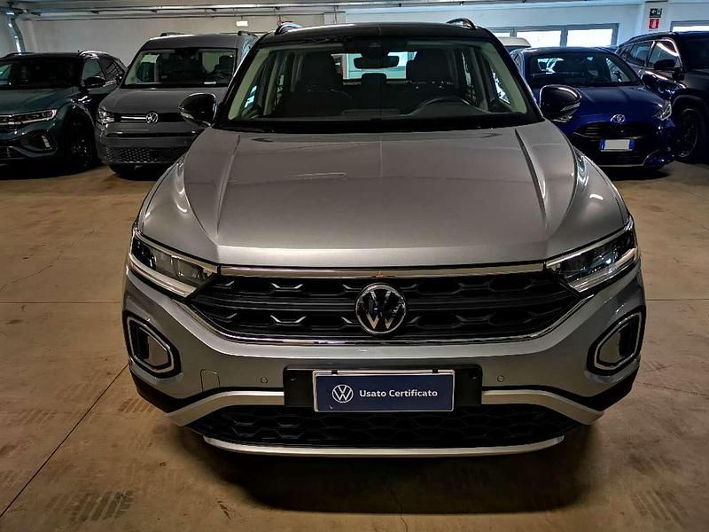 Usata VW T-Roc Life 150 CV (110 kW) 2024 Pyrit silver met  nero SUV