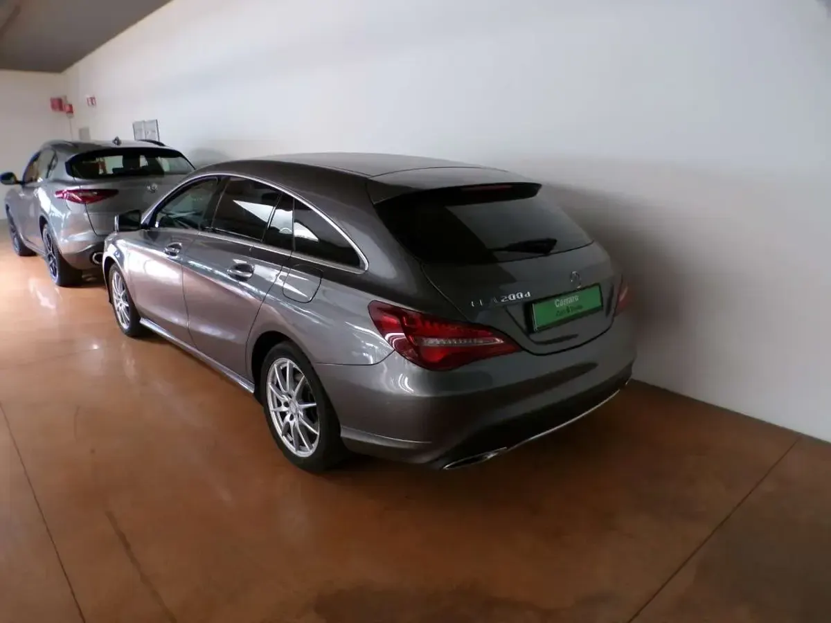 Usata Mercedes CLA200 136 CV (100 kW) 2016 Grigio montagna Station wagon