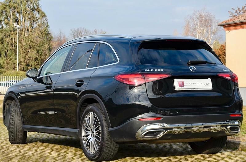 Usata Mercedes GLC200 Advanced Plus 203 CV (149 kW) 2023 Nero SUV