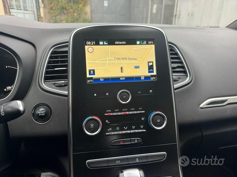 Usata Renault Grand Scénic IV 120 CV (88 kW) 2019 Bianco Monovolume