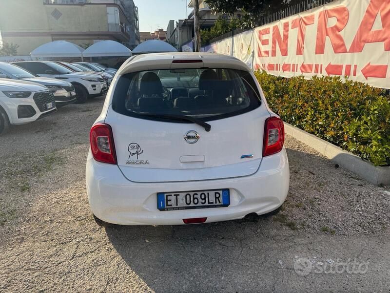 Usata Nissan Micra Tekna 80 CV (58 kW) 2013 Bianco Utilitaria