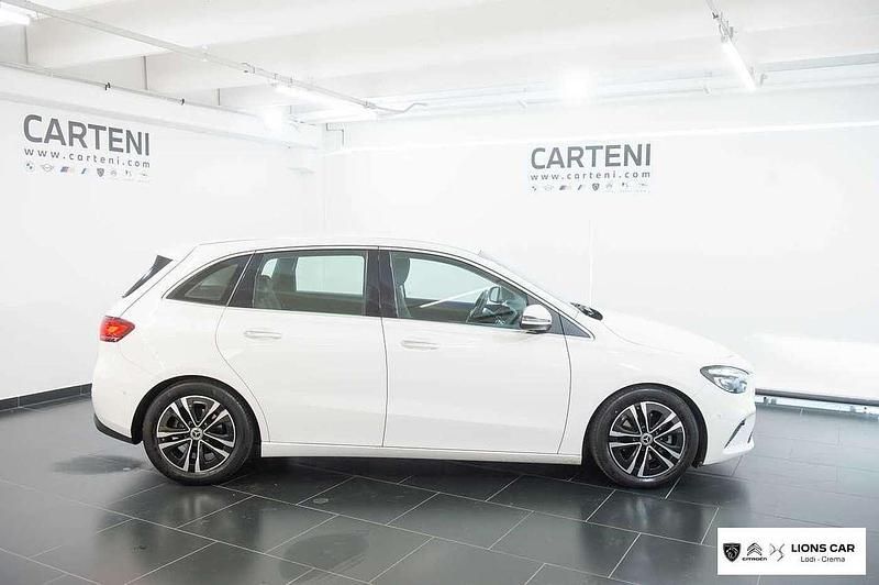 Usata Mercedes B180 Advanced Plus 136 CV (100 kW) 2023 Bianco Monovolume