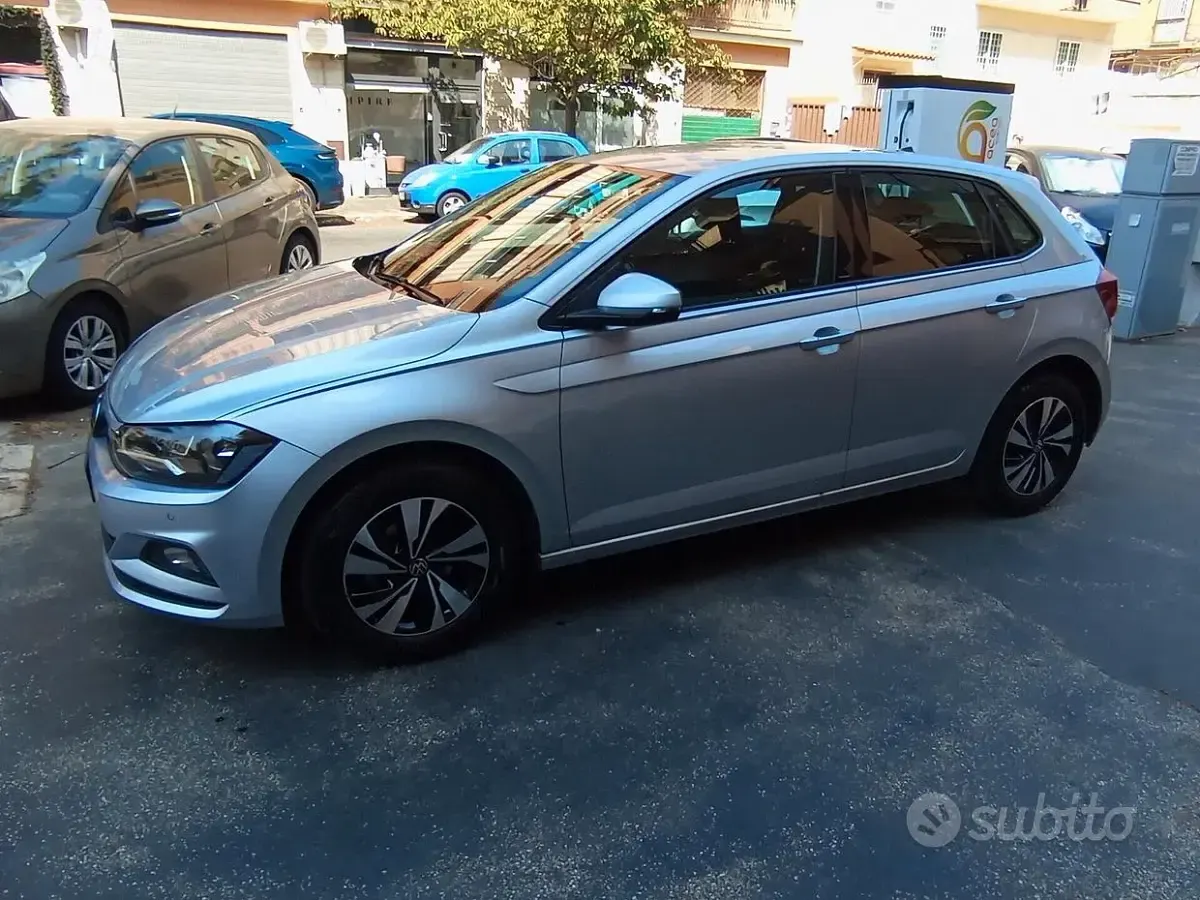 Usata VW Polo Sport 80 CV (58 kW) 2020 Grigio Utilitaria