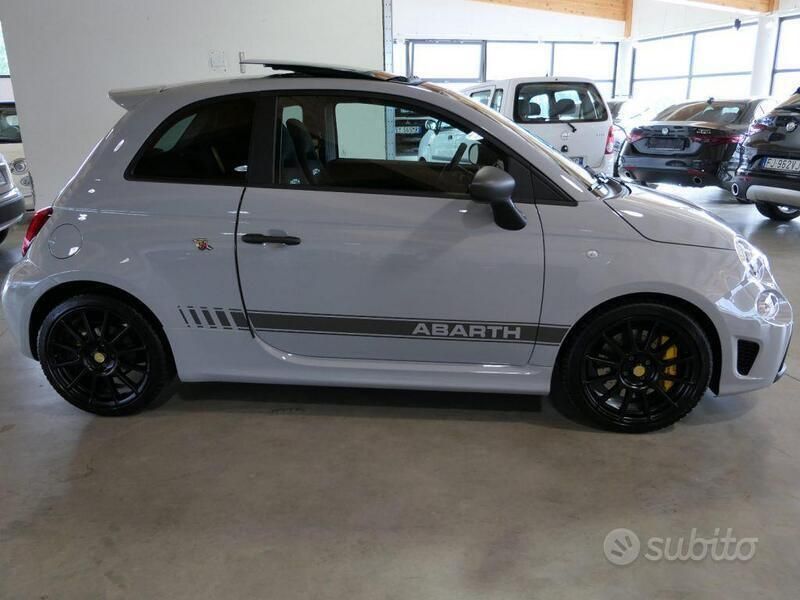 Usata Abarth 595 Competizione 180 CV (132 kW) 2022 Grigio Utilitaria