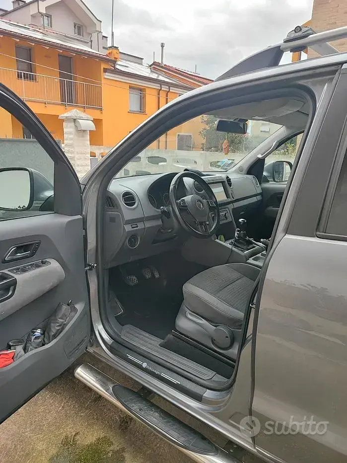 Usata VW Amarok 163 CV (119 kW) 2013 Grigio Pick-up