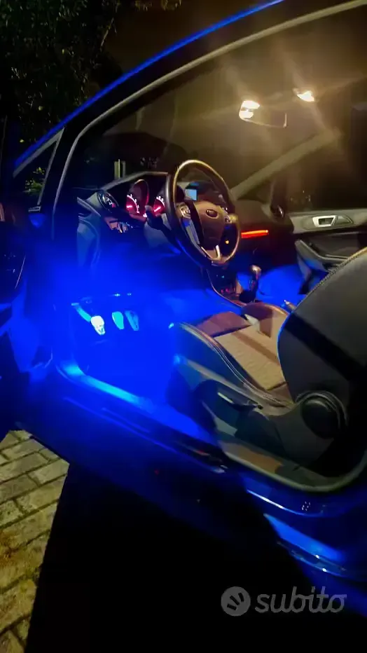 Usata Ford Fiesta ST 182 CV (133 kW) 2017 Blu Utilitaria
