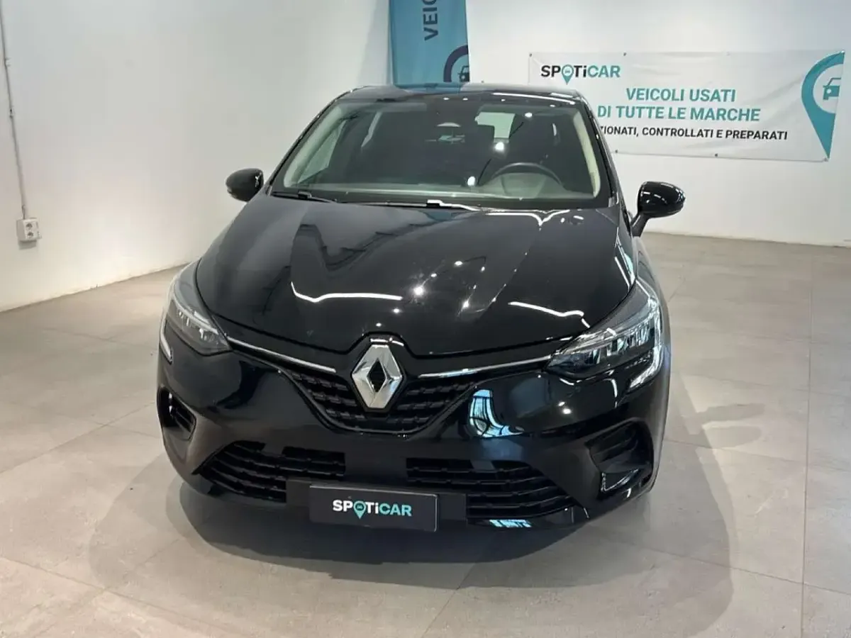 Usata Renault Clio V Equilibre 140 CV (102 kW) 2023 Nero Berlina