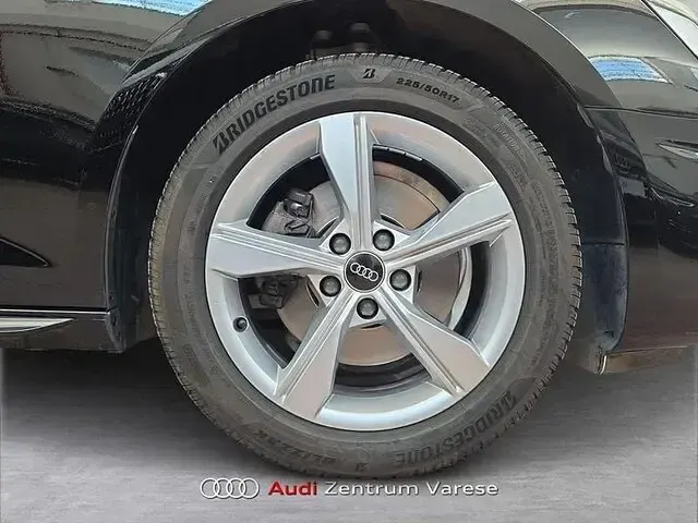 Usata Audi A4 Advanced Plus 150 CV (110 kW) 2024 Nero brillante Station wagon