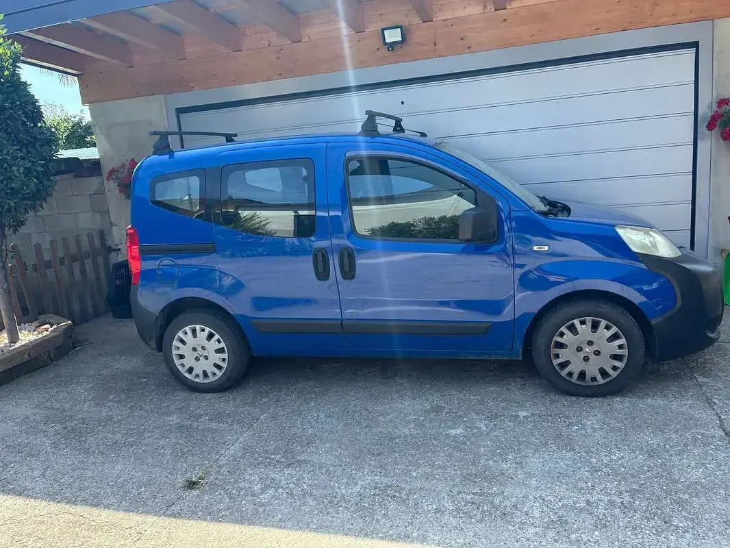 Usata Peugeot Bipper Family 75 CV (55 kW) 2013 Blu Monovolume