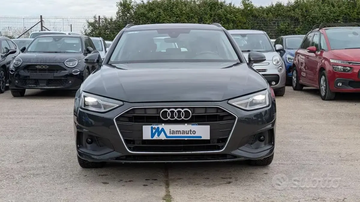 Usata Audi A4 136 CV (100 kW) 2023 Grigio Station wagon
