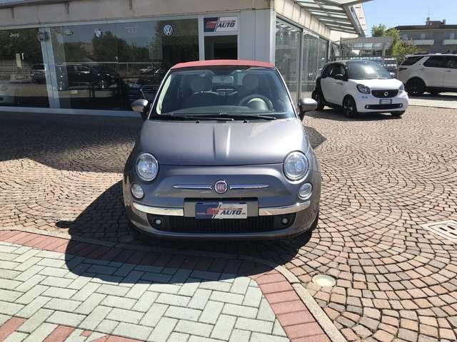 Usato 2010 Fiat 500C 1.2 Benzin 67 CV (8.600 €)