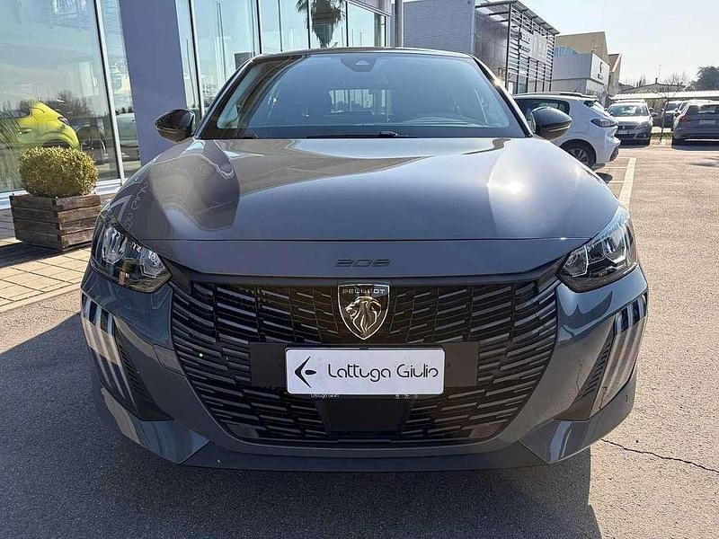 Usata Peugeot 208 Allure 136 CV (100 kW) 2025 Grigio Utilitaria