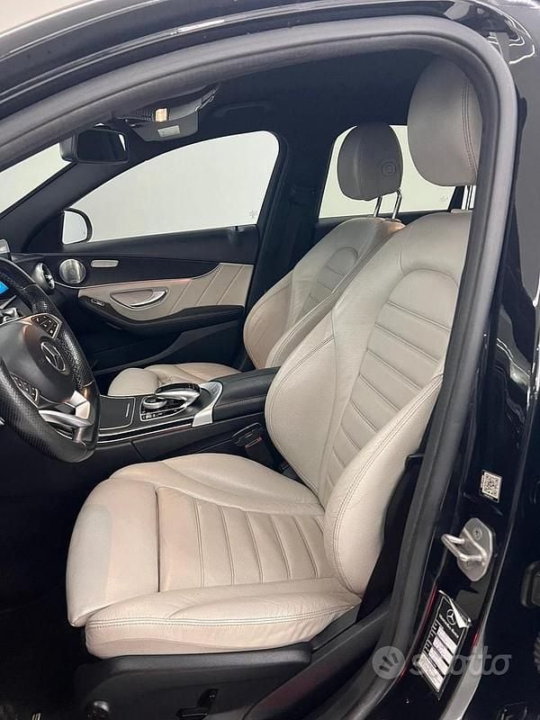 Usata Mercedes C250 Premium 203 CV (149 kW) 2016 Nero Berlina