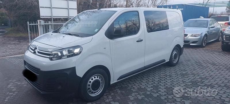 Usata Citroën Jumpy 140 CV (102 kW) 2023 Bianco Monovolume