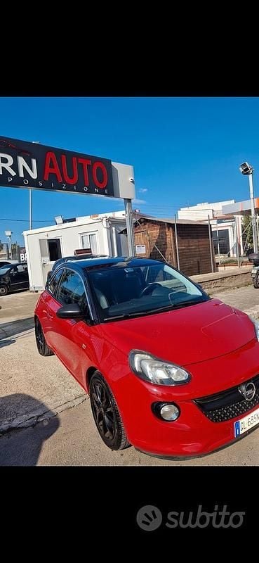 Usata Opel Adam 70 CV (51 kW) 2017 Nero Utilitaria