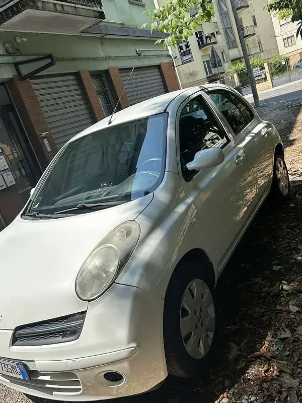 Usata Nissan Micra Visia 65 CV (47 kW) 2005 Berlina