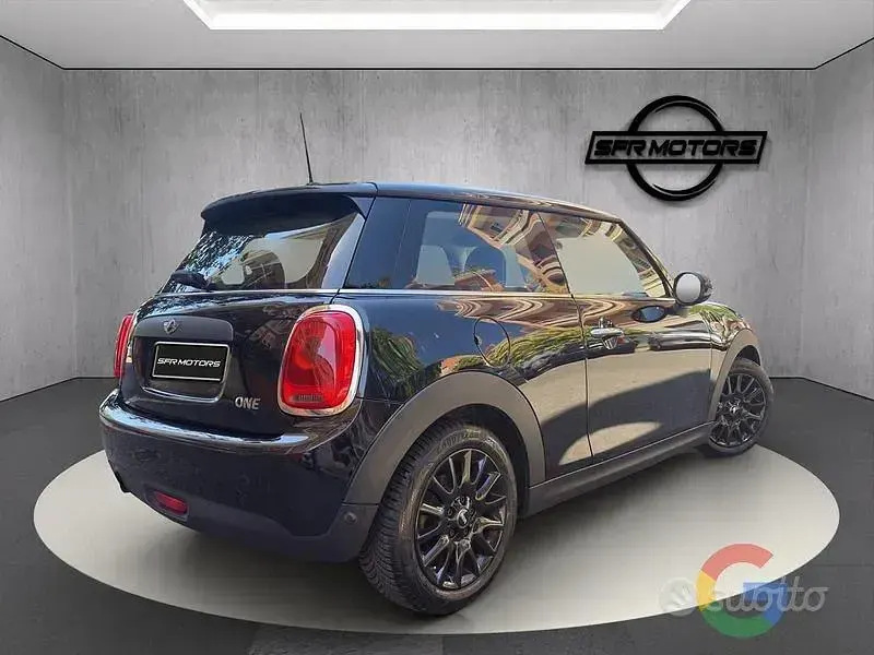 Usata Mini ONE 102 CV (75 kW) 2016 Other Utilitaria
